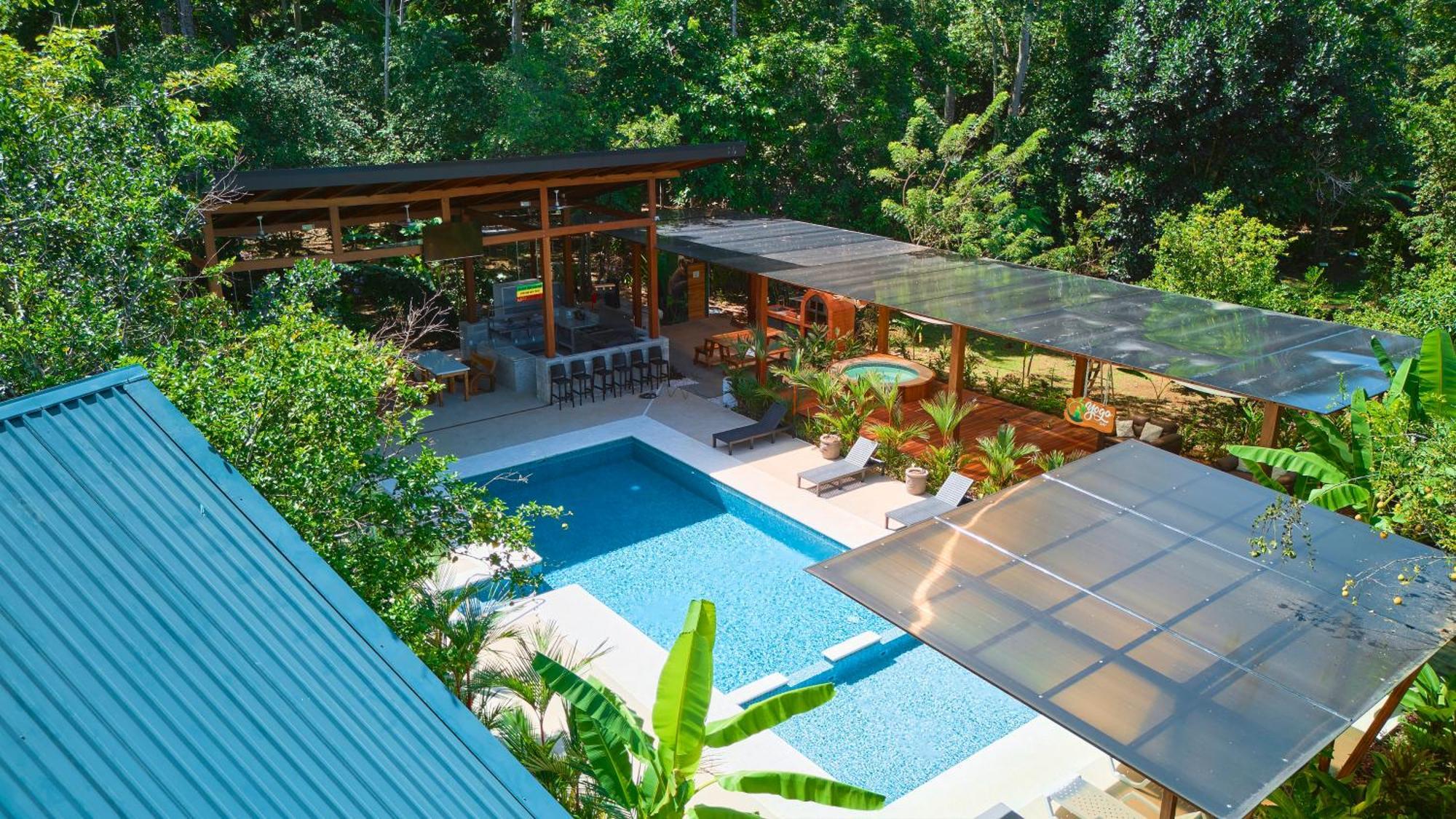 Casa Coki - Modern Villa Pool Steps From The Beach Puerto Viejo de Talamanca Bagian luar foto